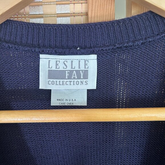 Leslie Fay Navy Knit Sweater Vest With Embroidered Teal Leaves & Gold Buttons - Picture 2 of 8